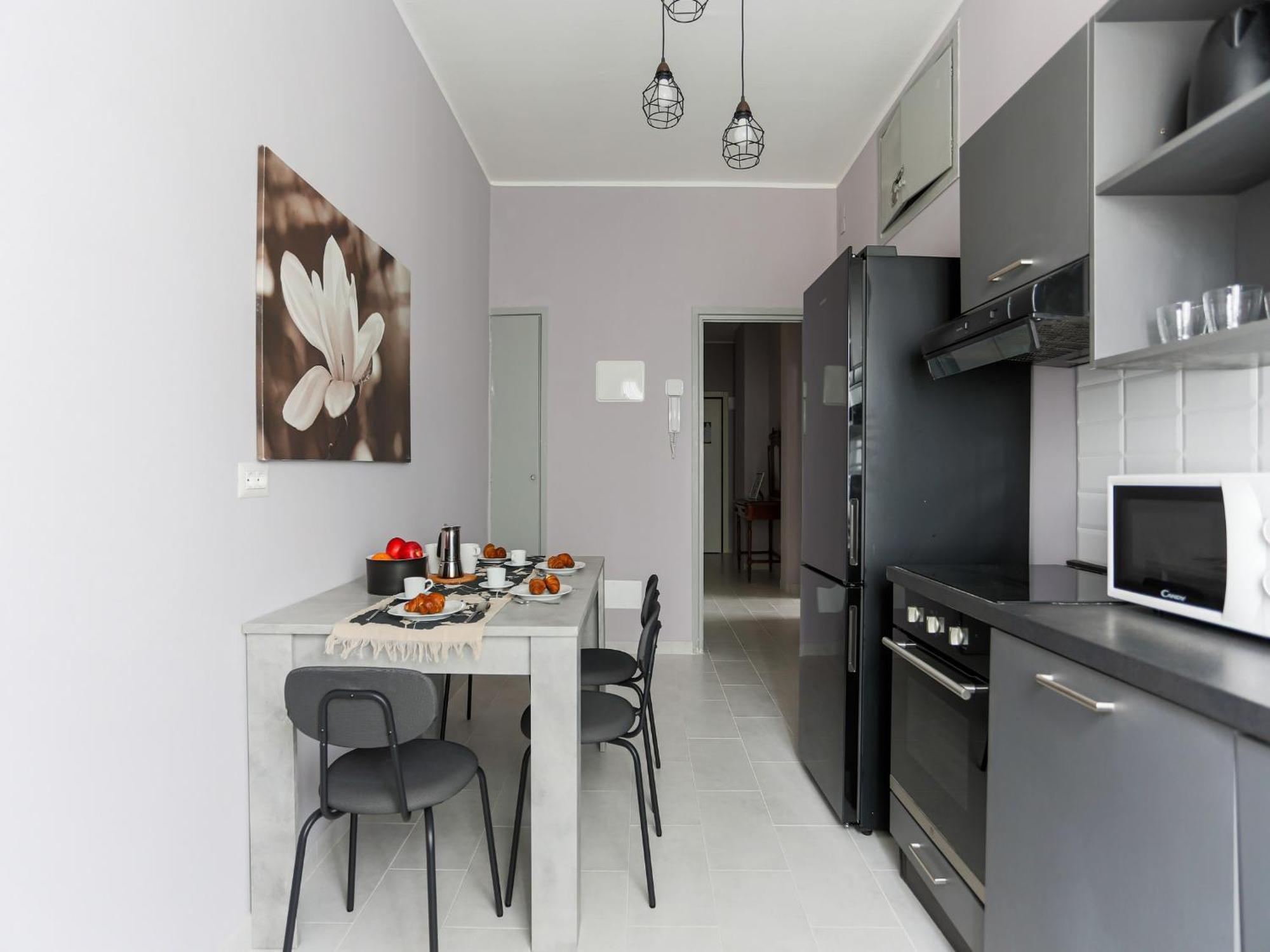 מילאנו The Best Rent - Spacious One-Bedroom Apartment In Moscova District מראה חיצוני תמונה